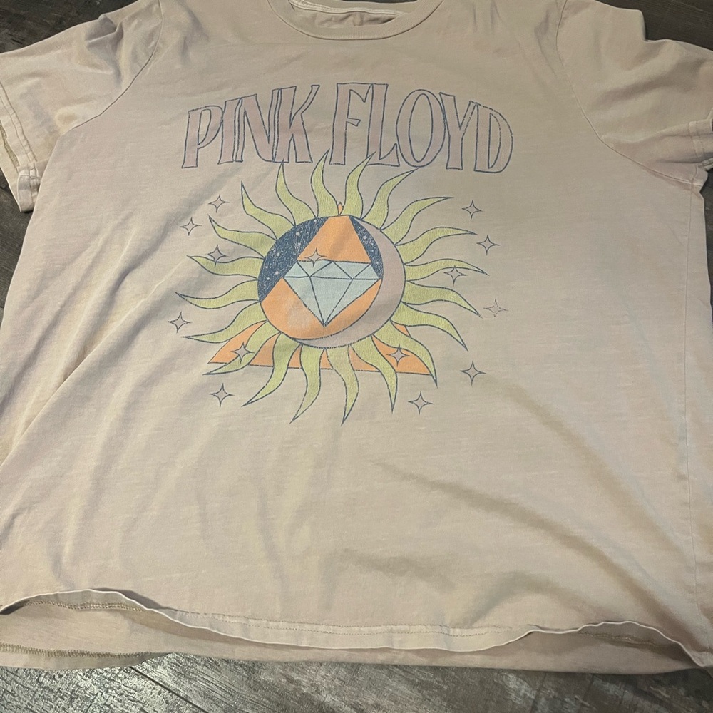 Pink Floyd Graphic Tee